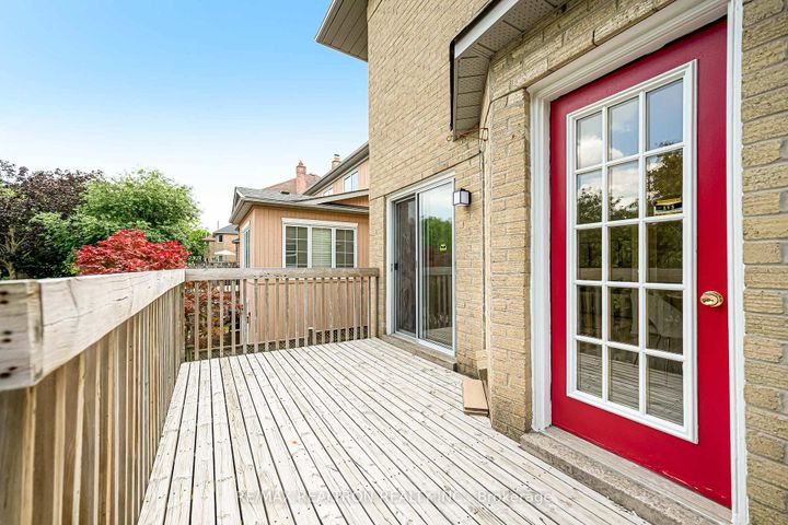 Photo 46 at 27 Captain Francis Drive, Buttonville, Markham