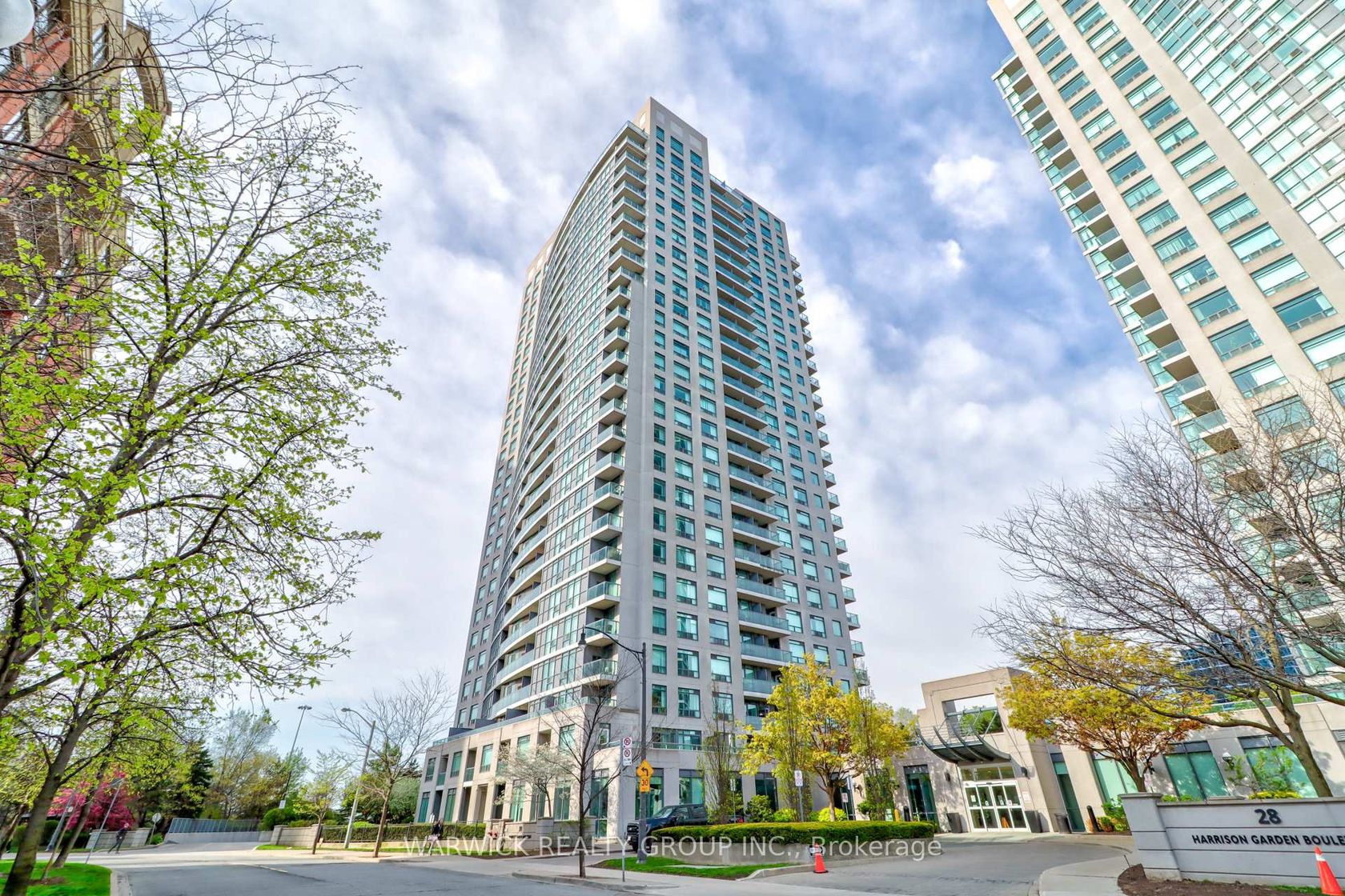 903 - 30 Harrison Garden Boulevard, Willowdale East, Toronto photo number 2