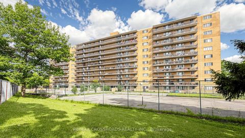 Photo 9 at 817 - 100 Dundalk Drive, Dorset Park, Toronto