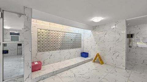 Photo 13 at 817 - 100 Dundalk Drive, Dorset Park, Toronto
