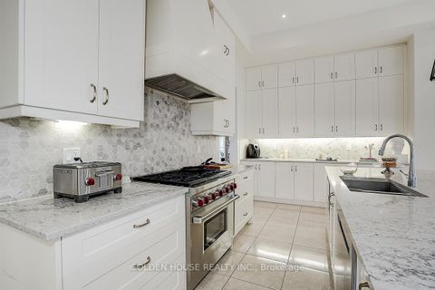 Photo 10 at 150 ELMERS Lane, King City, King