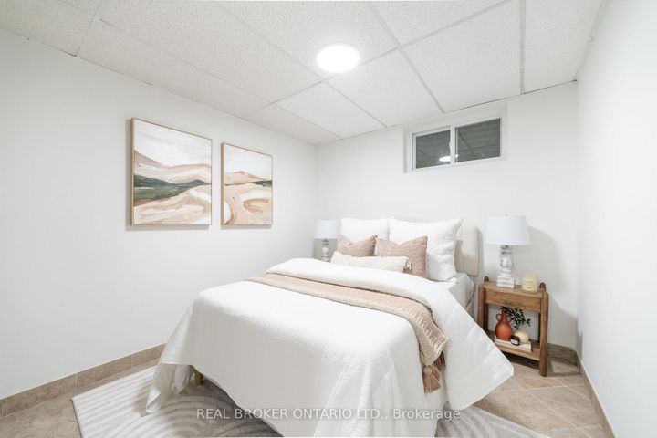 Photo 26 at 1 - 684 Dynes Road, Roseland, Burlington