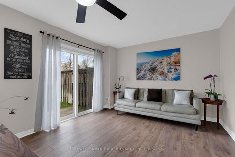 Photo 23 at 7 - 49 Ferndale Drive S, Ardagh, Barrie