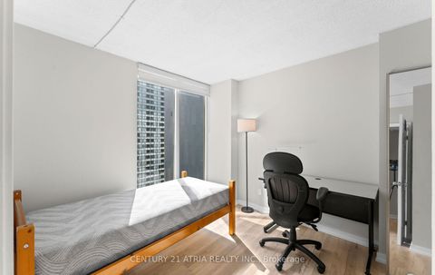 Photo 13 at 1402 - 55 Centre Avenue, Bay Street Corridor, Toronto