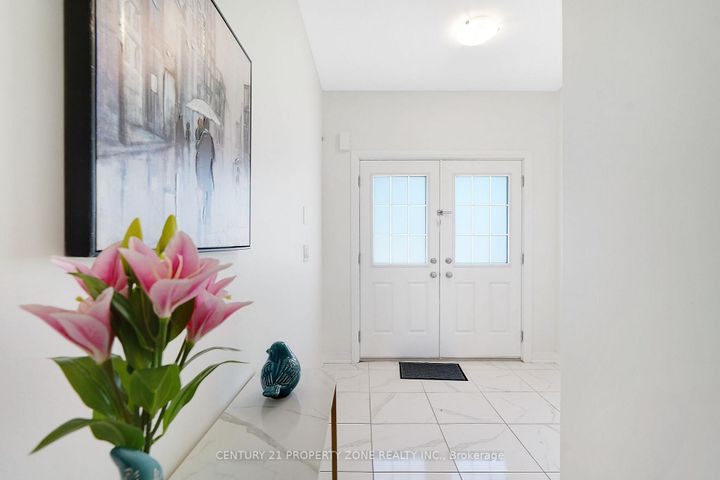Photo 7 at 68 Brixham Lane, Northwest Brampton, Brampton