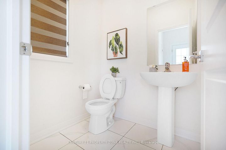 Photo 27 at 68 Brixham Lane, Northwest Brampton, Brampton