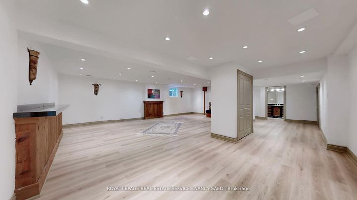 Photo 28 at 62 Wimpole Drive, Windfields, Toronto