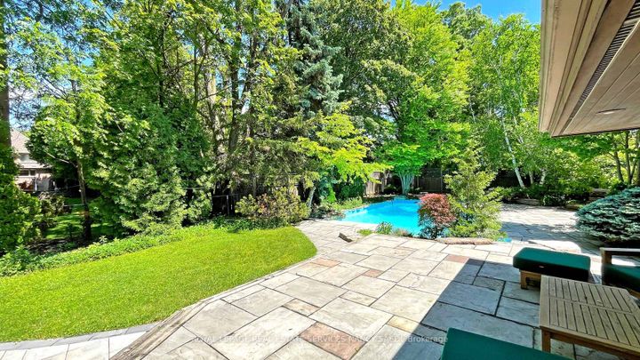 Photo 33 at 62 Wimpole Drive, Windfields, Toronto