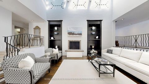 Photo 5 at 62 Wimpole Drive, Windfields, Toronto