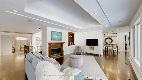 Photo 12 at 62 Wimpole Drive, Windfields, Toronto