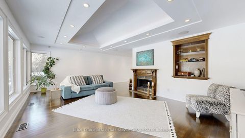 Photo 13 at 62 Wimpole Drive, Windfields, Toronto