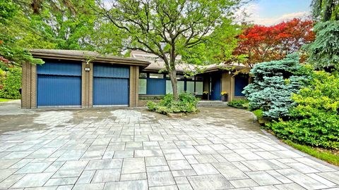 Photo 31 at 62 Wimpole Drive, Windfields, Toronto