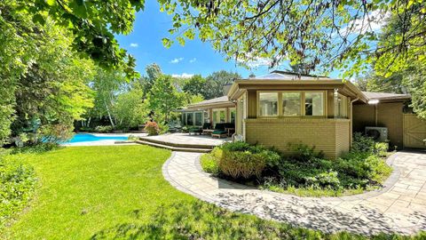 Photo 34 at 62 Wimpole Drive, Windfields, Toronto
