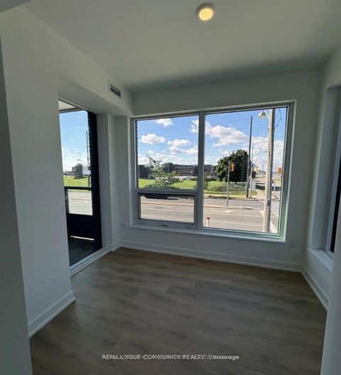 Photo 7 at 225 - 1100 Sheppard Avenue W, York University Heights, Toronto