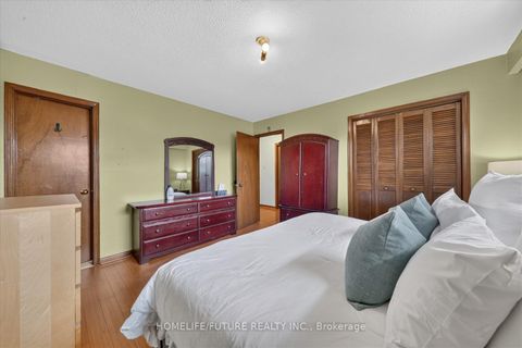 Photo 18 at 24 Cleethorpes Boulevard, Malvern West, Toronto
