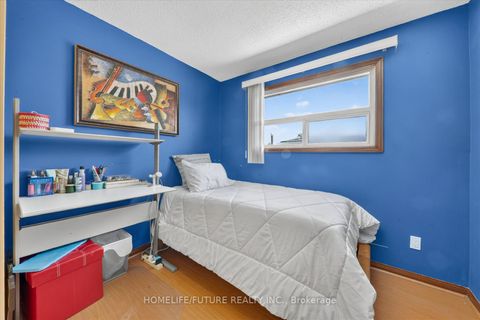 Photo 23 at 24 Cleethorpes Boulevard, Malvern West, Toronto