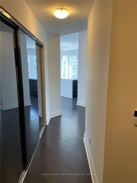 Photo 3 at 1602 - 1080 Bay Street, Bay Street Corridor, Toronto