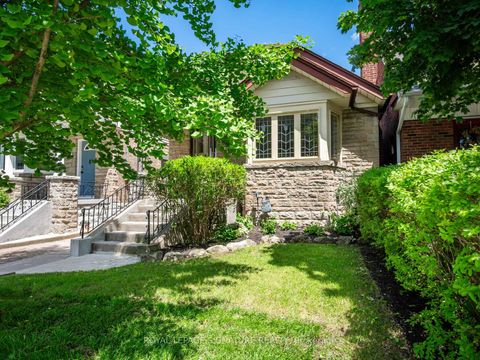 Photo 2 at 37 Chilton Road, East York, Toronto