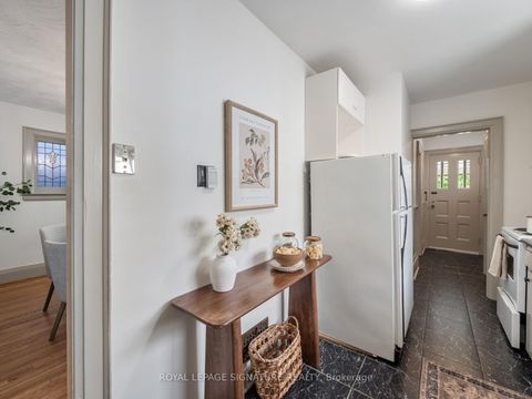 Photo 12 at 37 Chilton Road, East York, Toronto