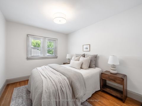 Photo 17 at 37 Chilton Road, East York, Toronto