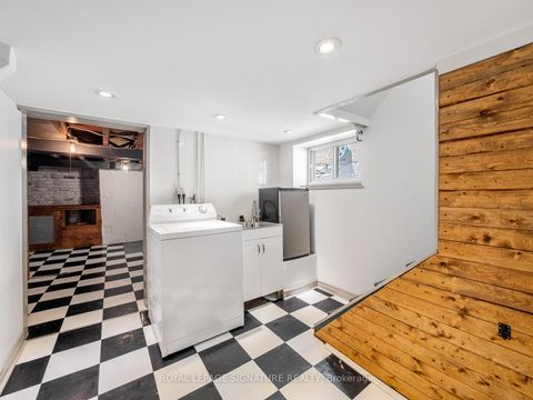 Photo 23 at 37 Chilton Road, East York, Toronto