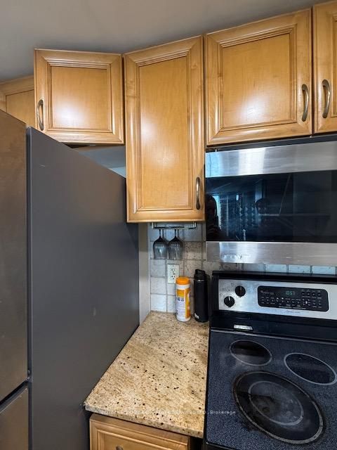 Photo 4 at 709 - 2737 Keele Street, CFB, Toronto