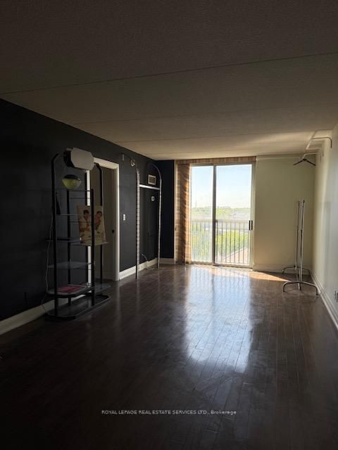 Photo 13 at 709 - 2737 Keele Street, CFB, Toronto