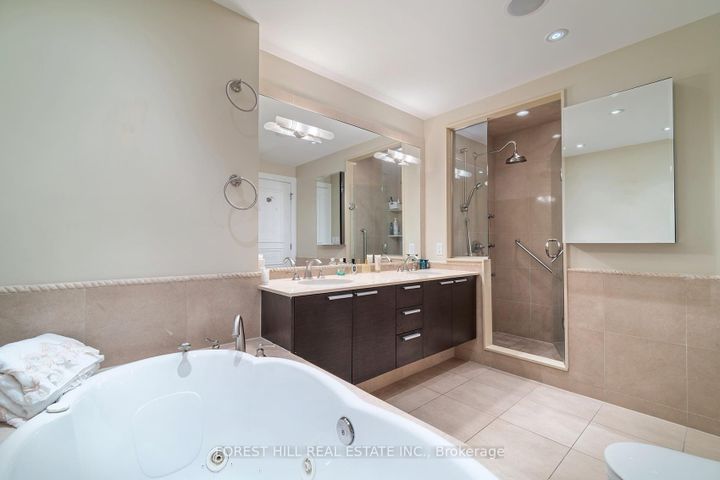 Photo 27 at 1402 - 660 Sheppard Avenue E, Bayview Village, Toronto