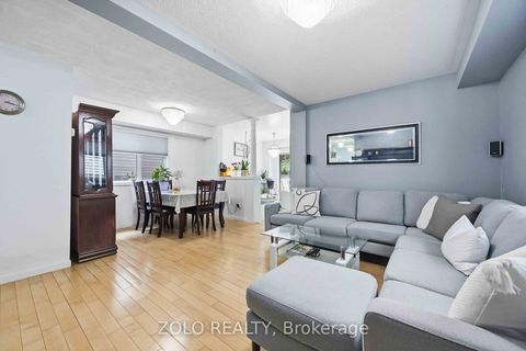 Photo 5 at 82 Piperbrook Crescent, West Hill, Toronto