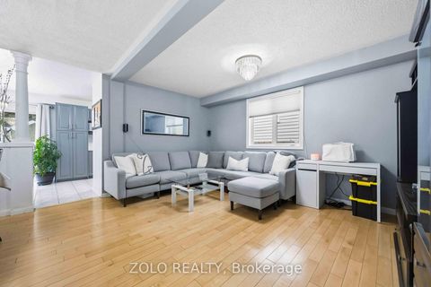 Photo 6 at 82 Piperbrook Crescent, West Hill, Toronto