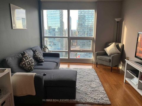 Photo 10 at 4012 - 763 Bay Street, Bay Street Corridor, Toronto