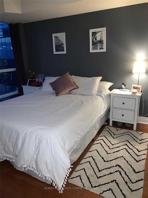 Photo 13 at 4012 - 763 Bay Street, Bay Street Corridor, Toronto