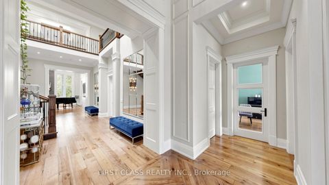 Photo 3 at 38 Maple Grove Avenue, Oak Ridges, Richmond Hill