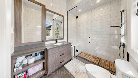 Photo 32 at 38 Maple Grove Avenue, Oak Ridges, Richmond Hill