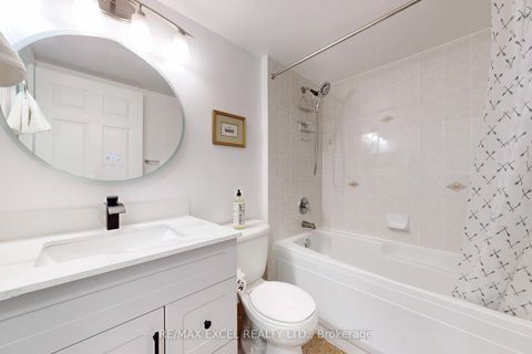 Photo 30 at 2302 - 8 Hillcrest Avenue, Willowdale East, Toronto