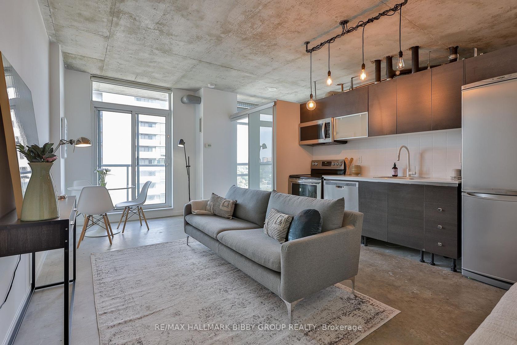 1403 - 150 Sudbury Street, Little Portugal, Toronto photo 5