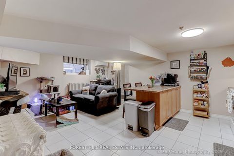 Photo 35 at 379 Huron Street, University, Toronto