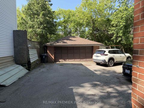 Photo 3 at 58 Forty-First Street, Long Branch, Toronto