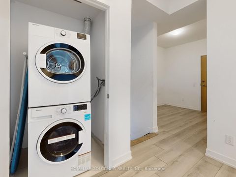 Photo 36 at 107 - 117 Ford Street S, Pellam Park, Toronto