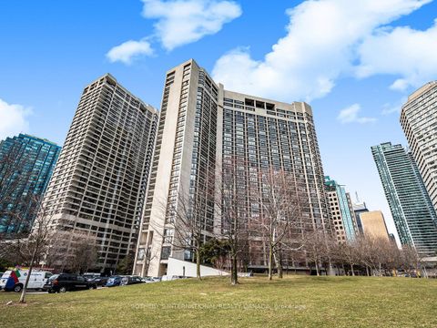 Photo 0 at 1008 - 33 Harbour Square, Waterfront Communities C1, Toronto