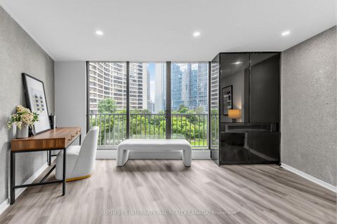 Photo 9 at 1008 - 33 Harbour Square, Waterfront Communities C1, Toronto