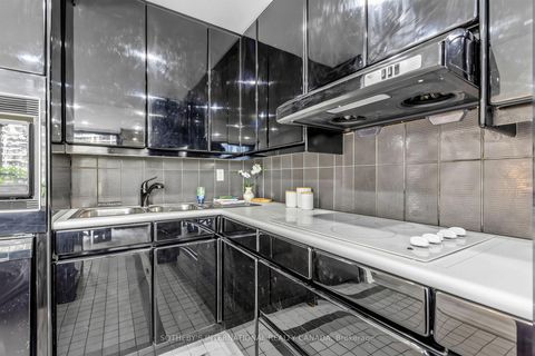 Photo 13 at 1008 - 33 Harbour Square, Waterfront Communities C1, Toronto