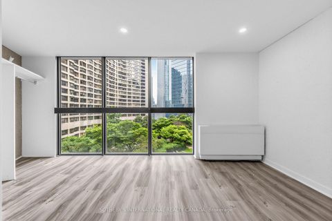 Photo 27 at 1008 - 33 Harbour Square, Waterfront Communities C1, Toronto