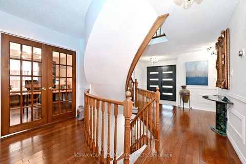 Photo 4 at 48 Haskell Crescent, Aurora Highlands, Aurora