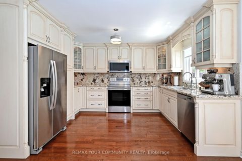 Photo 8 at 48 Haskell Crescent, Aurora Highlands, Aurora
