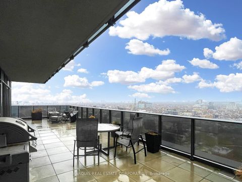 Photo 16 at 505 - 330 Richmond Street W, Waterfront Communities C1, Toronto