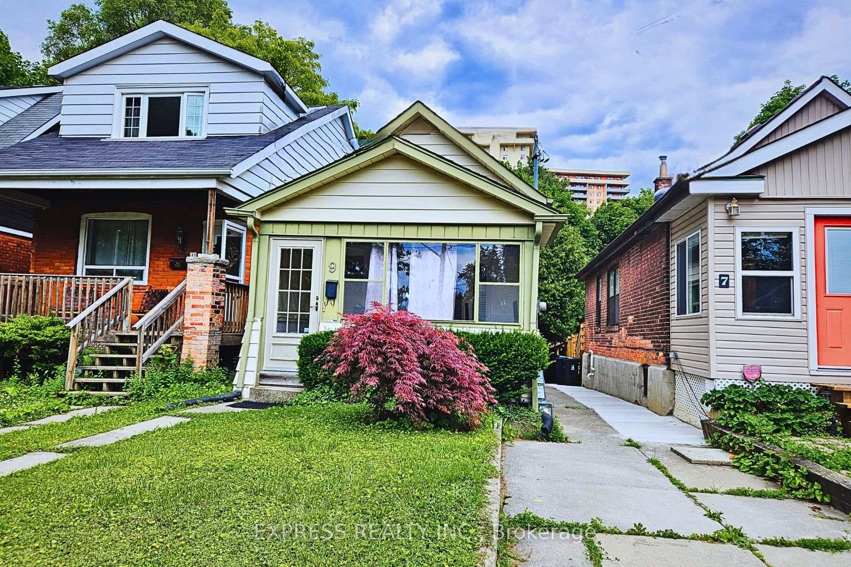 9 Bryant Avenue, Crescent Town, Toronto 