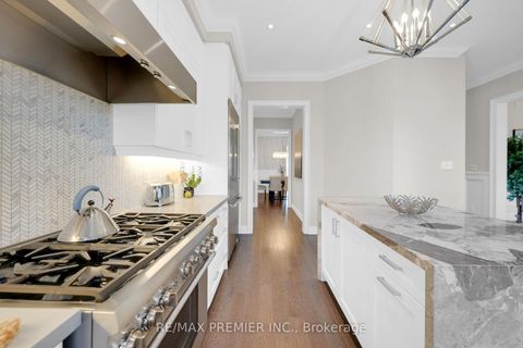 Photo 16 at 67 Garyscholl Road, Vellore Village, Vaughan