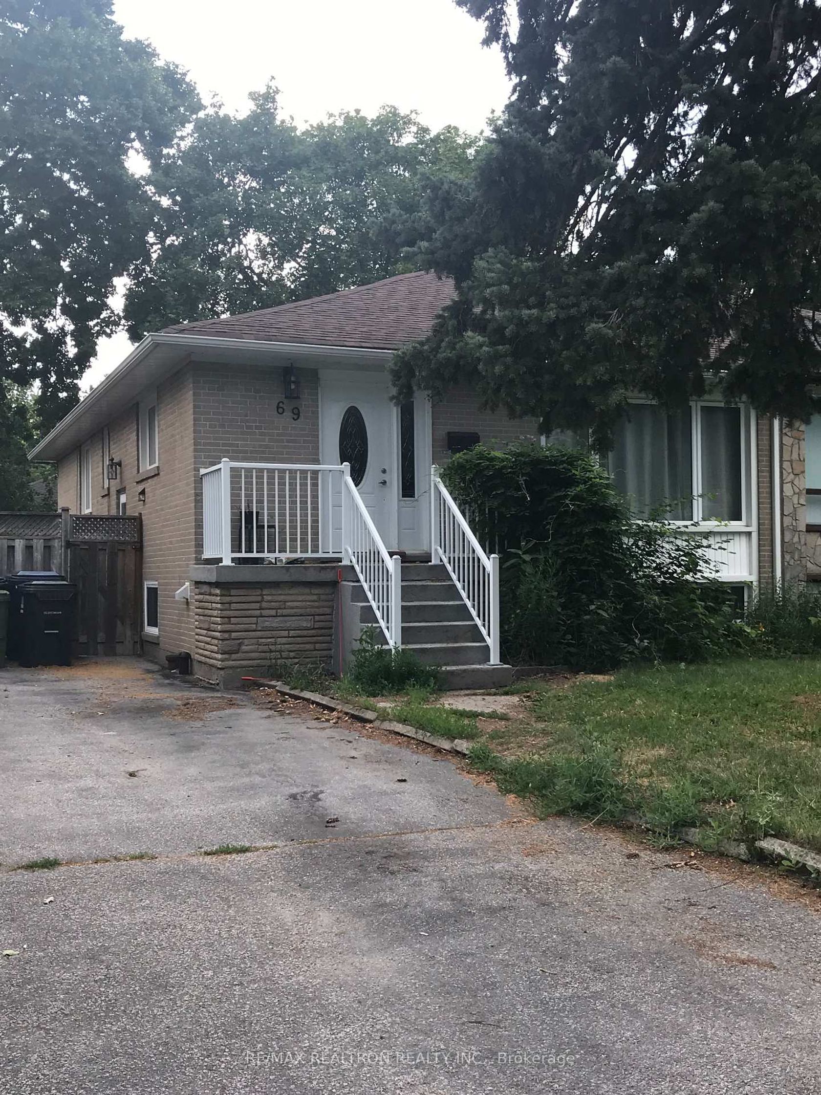 69 Pintail Crescent, Donalda, Toronto 