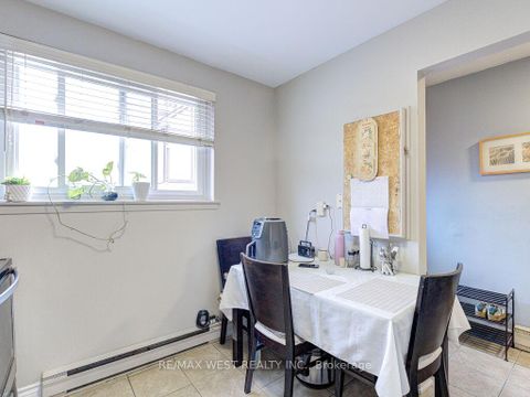 Photo 3 at 22 - 83 Irwin Road, Old Rexdale, Toronto